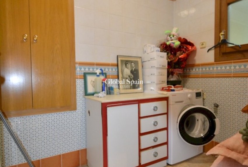 Wiederverkauf - VILLA -
GUARDAMAR DEL SEGURA - Costa Blanca