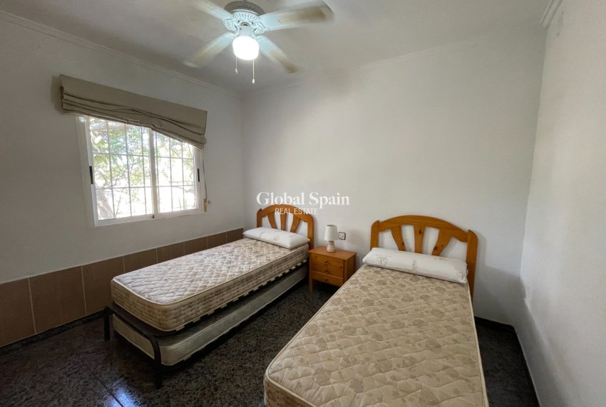 Wiederverkauf - VILLA -
GUARDAMAR DEL SEGURA - Costa Blanca