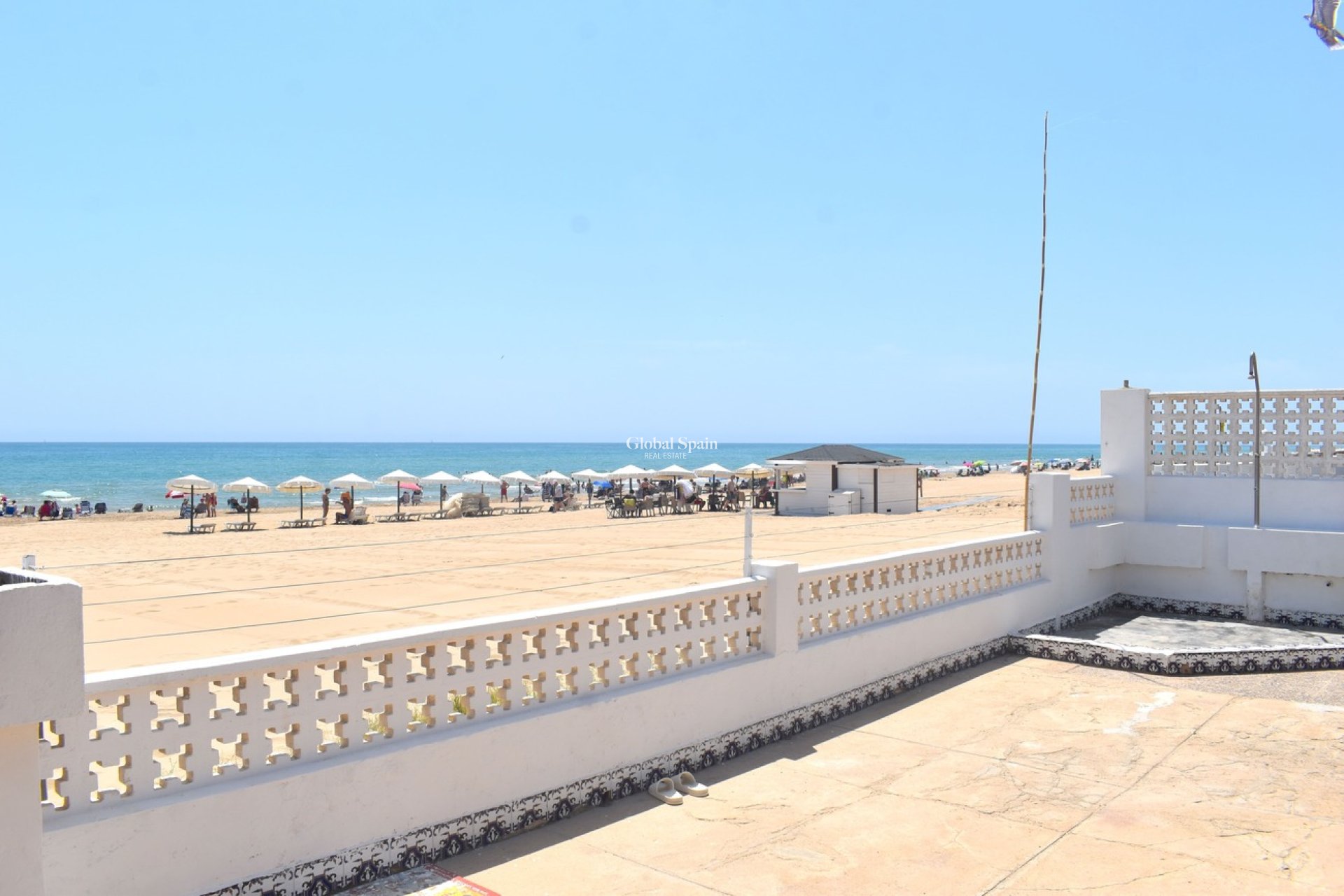 Wiederverkauf - VILLA -
GUARDAMAR DEL SEGURA - Costa Blanca