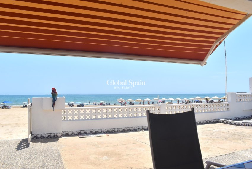 Wiederverkauf - VILLA -
GUARDAMAR DEL SEGURA - Costa Blanca