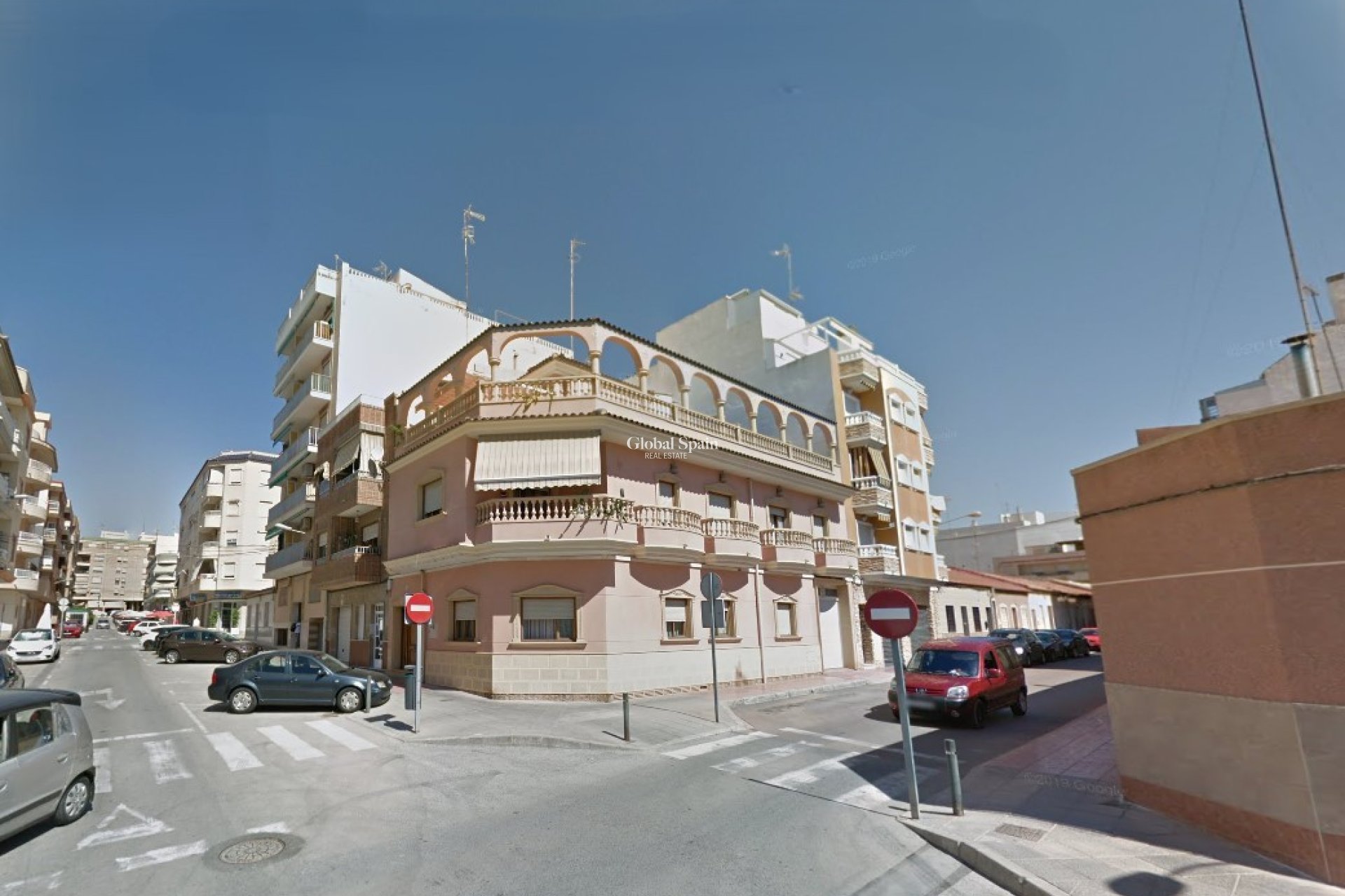 Wiederverkauf - VILLA -
GUARDAMAR DEL SEGURA - Costa Blanca