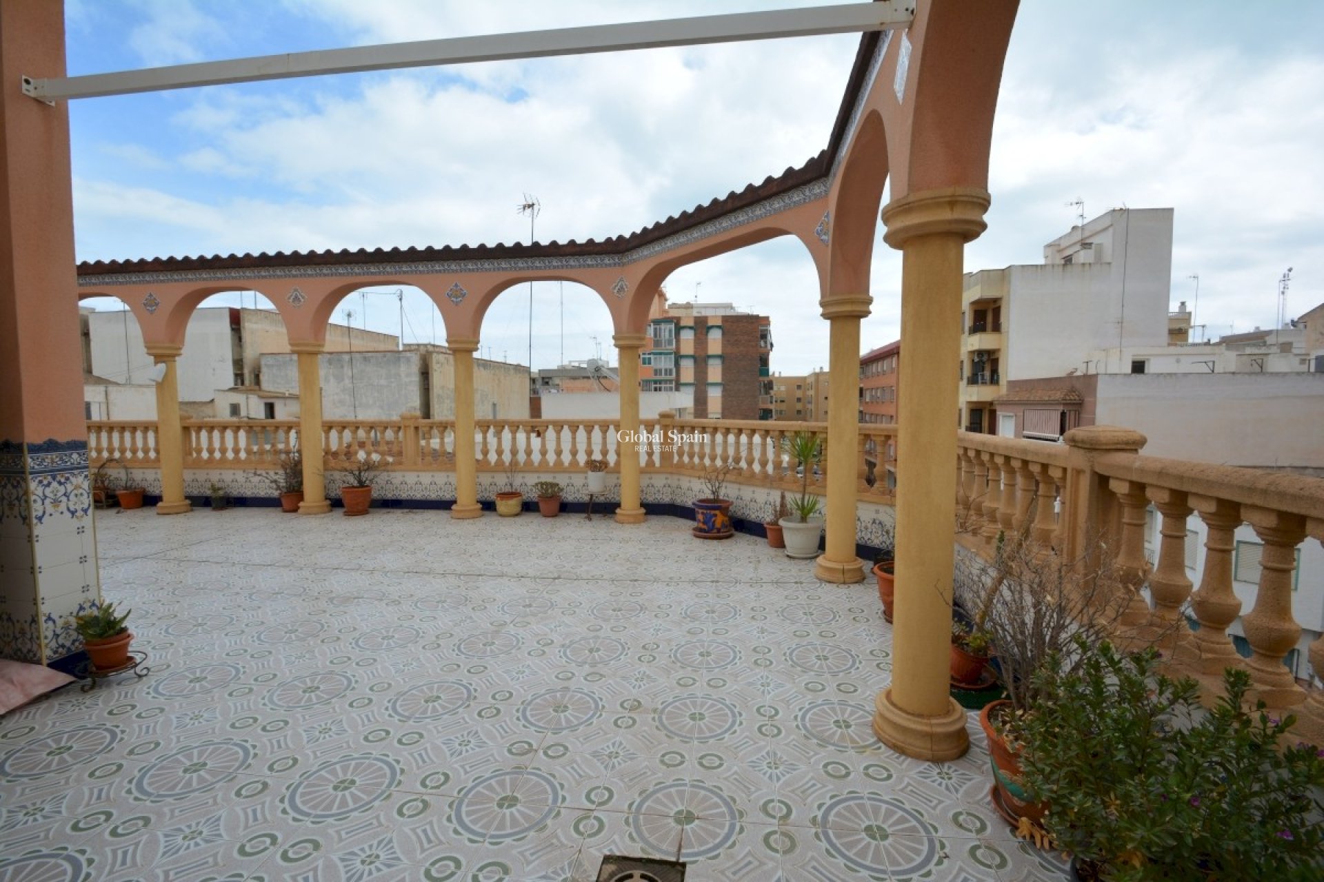 Wiederverkauf - VILLA -
GUARDAMAR DEL SEGURA - Costa Blanca
