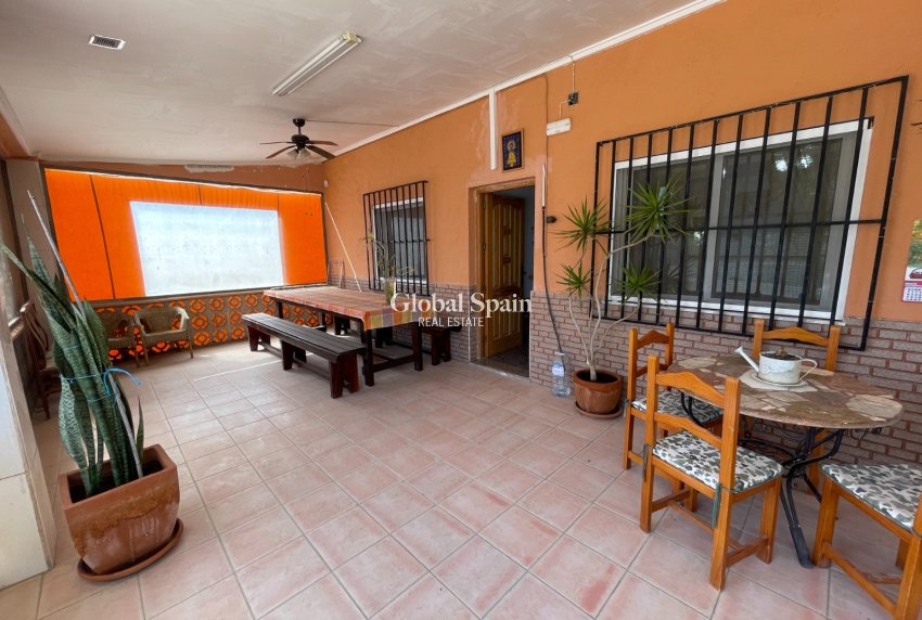 Wiederverkauf - VILLA -
GUARDAMAR DEL SEGURA - Costa Blanca