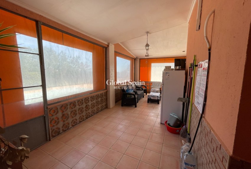 Wiederverkauf - VILLA -
GUARDAMAR DEL SEGURA - Costa Blanca