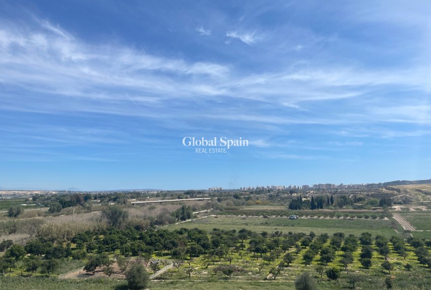 Wiederverkauf - VILLA -
GUARDAMAR DEL SEGURA - Costa Blanca