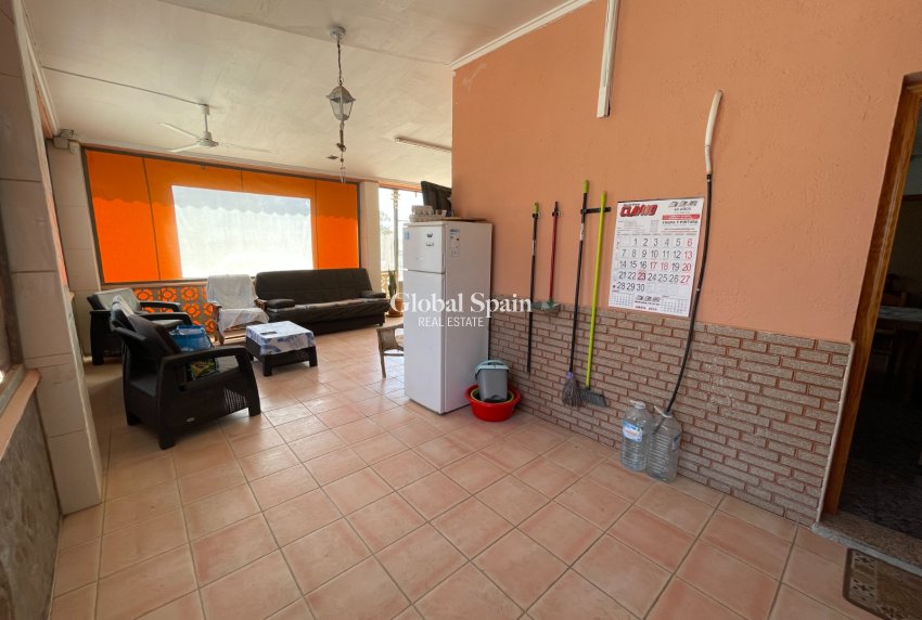 Wiederverkauf - VILLA -
GUARDAMAR DEL SEGURA - Costa Blanca