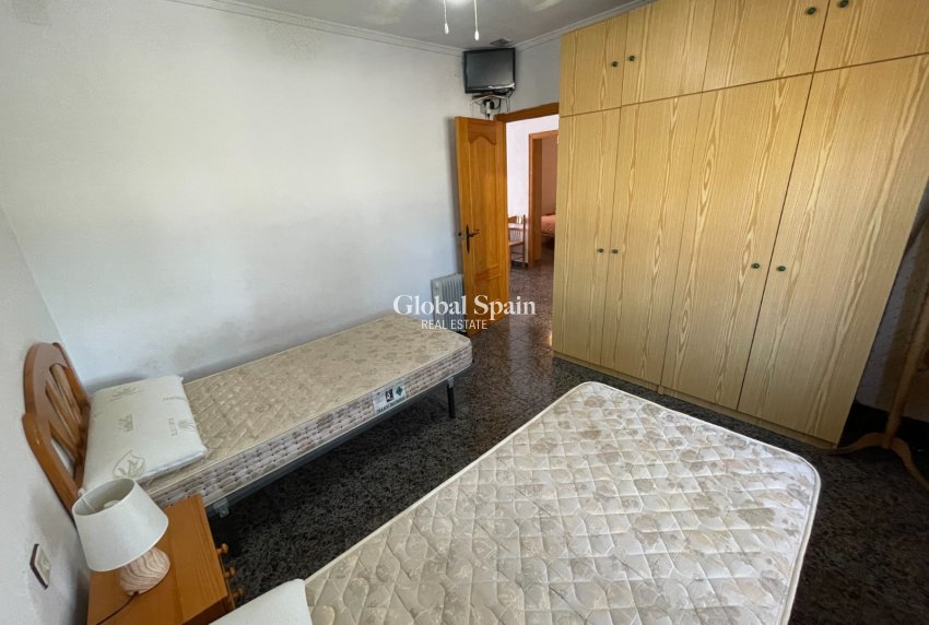 Wiederverkauf - VILLA -
GUARDAMAR DEL SEGURA - Costa Blanca