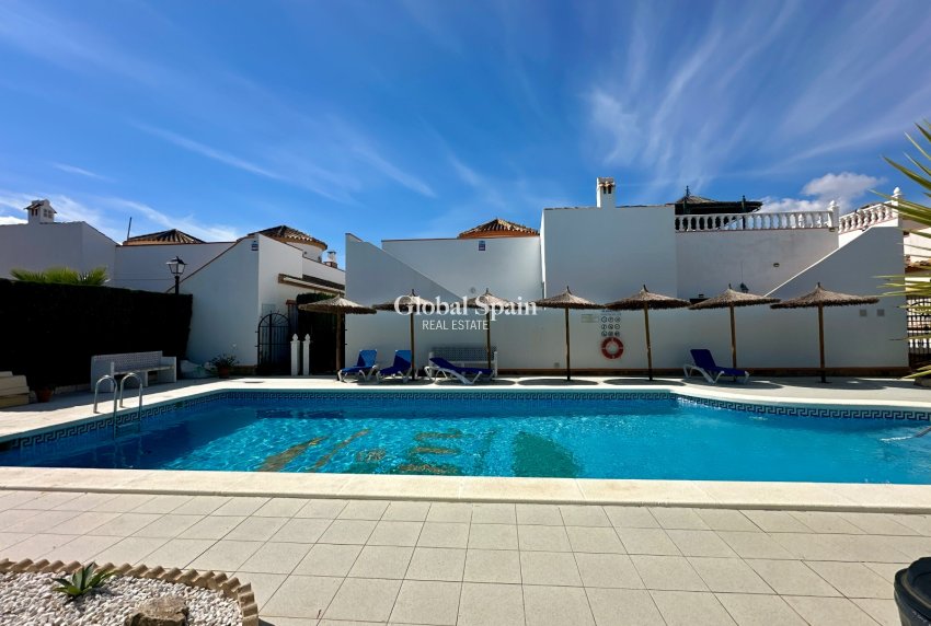 Wiederverkauf - VILLA -
GUARDAMAR DEL SEGURA - EL RASO