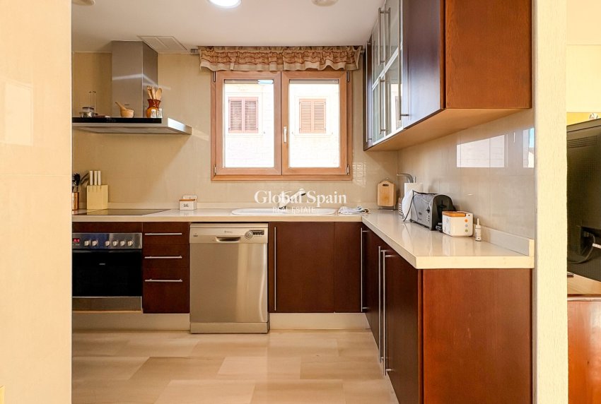 Wiederverkauf - VILLA -
GUARDAMAR DEL SEGURA - Guardamar Playa