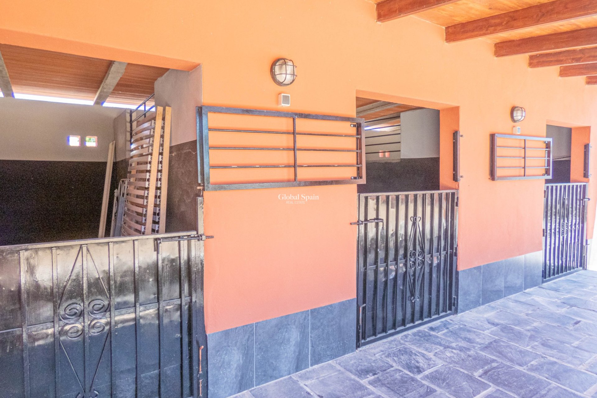 Wiederverkauf - VILLA -
HEREDADES - Costa Blanca