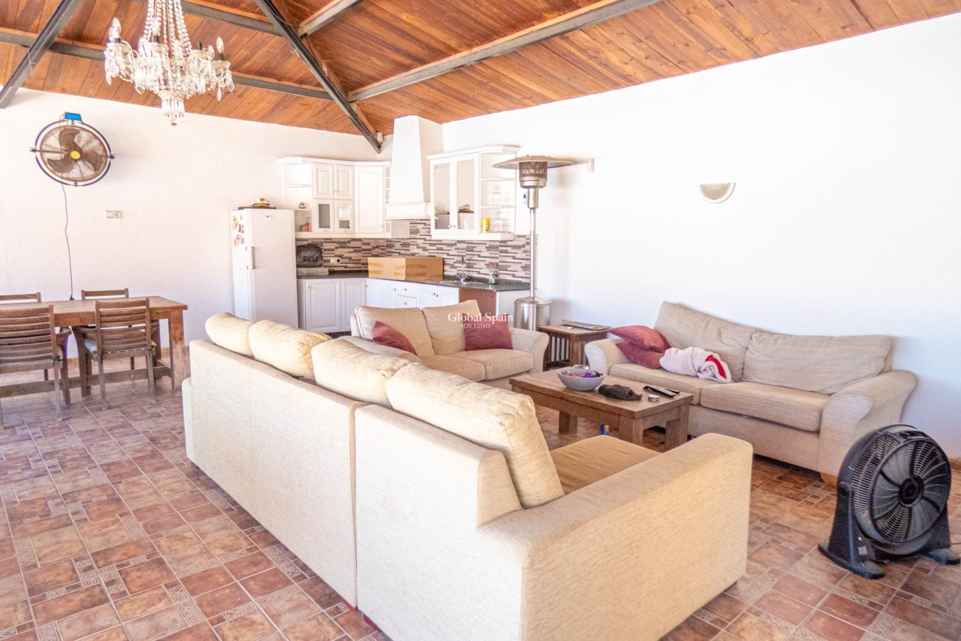 Wiederverkauf - VILLA -
HEREDADES - Costa Blanca