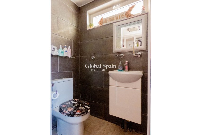 Wiederverkauf - VILLA -
HEREDADES - LAS HEREDADES