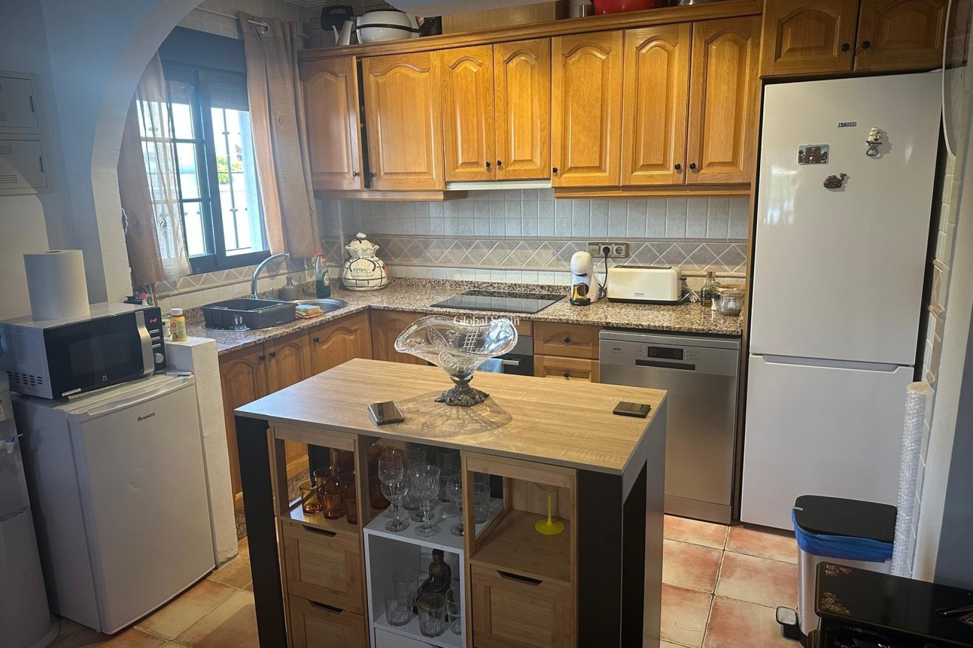 Wiederverkauf - VILLA -
HONDÓN DE LAS NIEVES - Inland