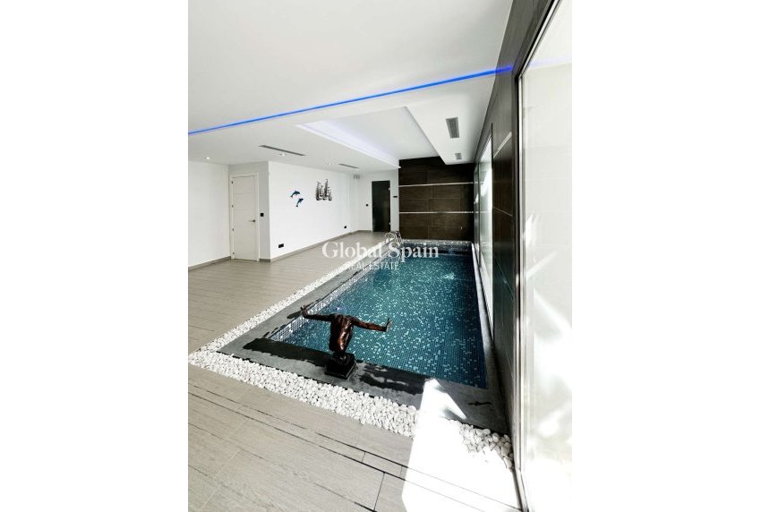 Wiederverkauf - VILLA -
JÁVEA - Costa Blanca