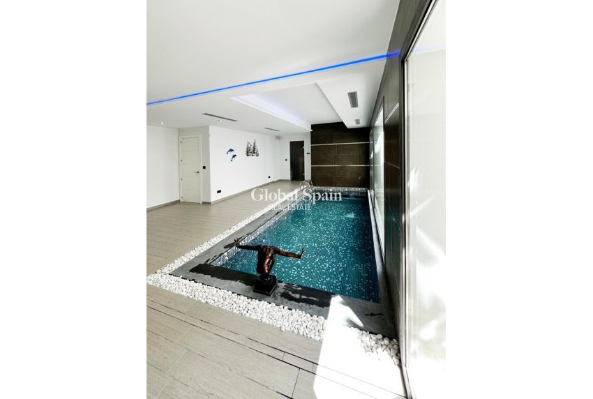 Wiederverkauf - VILLA -
JÁVEA - Costa Blanca