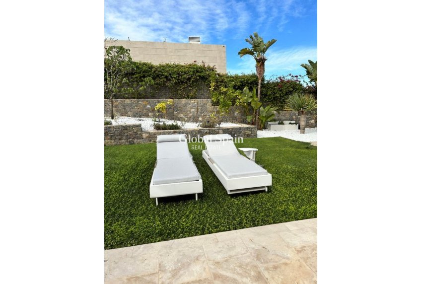 Wiederverkauf - VILLA -
JÁVEA - Costa Blanca