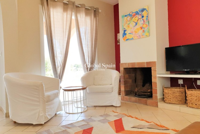 Wiederverkauf - VILLA -
JÁVEA - Costa Blanca