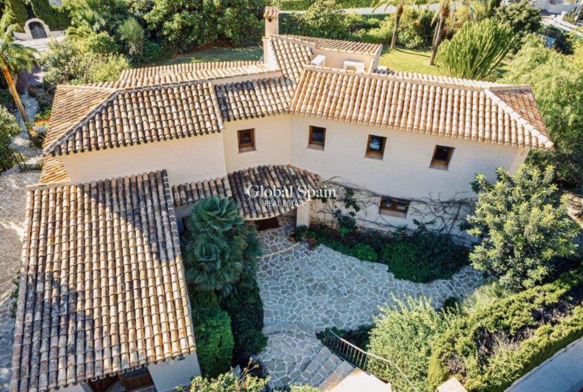 Wiederverkauf - VILLA -
JÁVEA - Costa Blanca