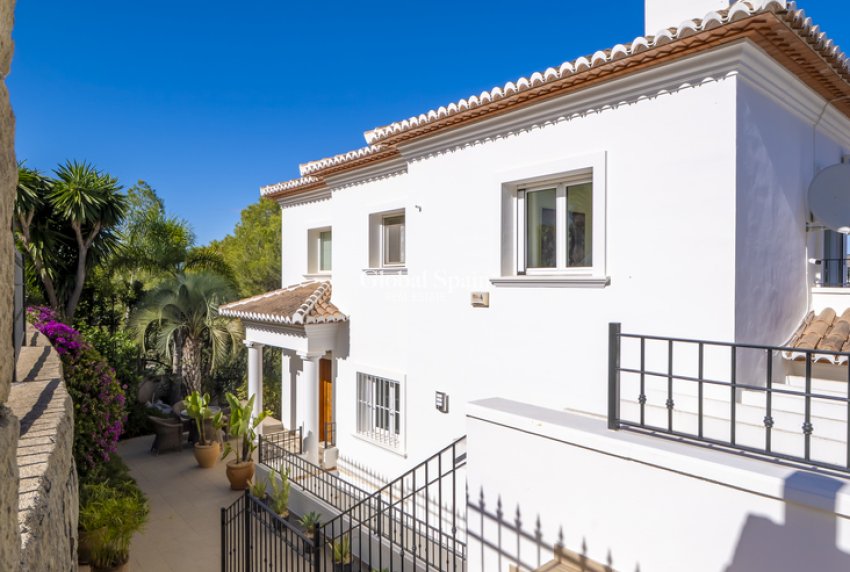 Wiederverkauf - VILLA -
JÁVEA - Costa Blanca