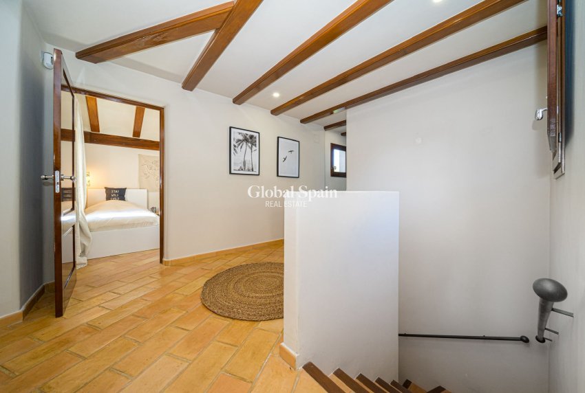 Wiederverkauf - VILLA -
JÁVEA - Costa Blanca