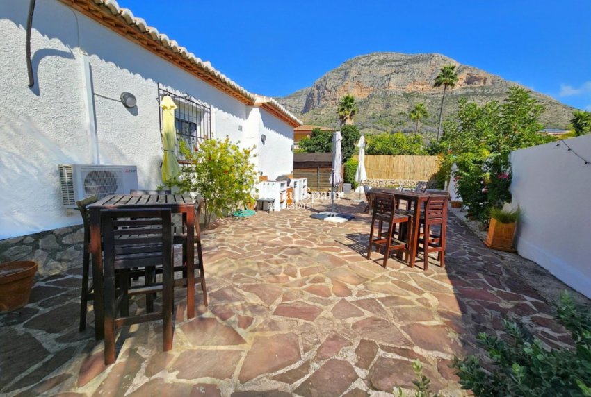 Wiederverkauf - VILLA -
JÁVEA - Costa Blanca