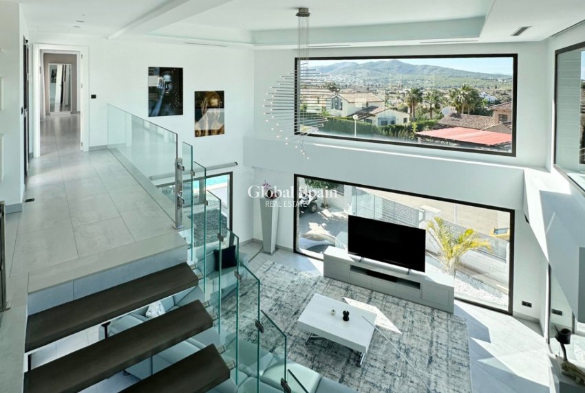 Wiederverkauf - VILLA -
JÁVEA - Costa Blanca