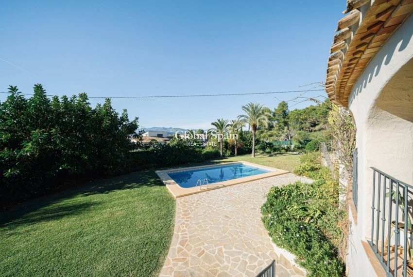Wiederverkauf - VILLA -
JÁVEA - Costa Blanca