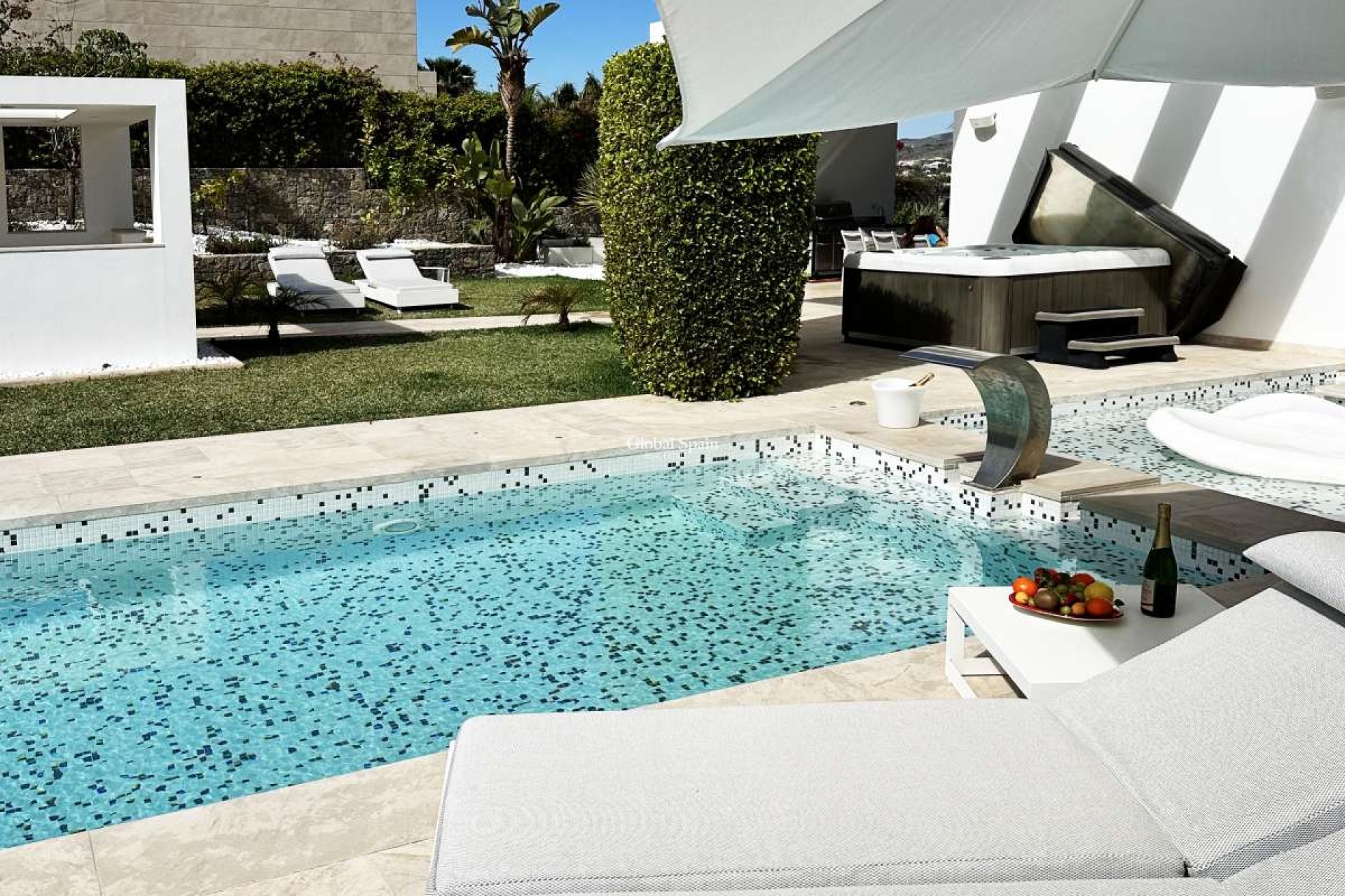 Wiederverkauf - VILLA -
JÁVEA - Costa Blanca