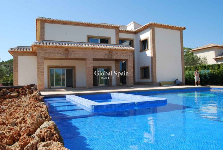 Wiederverkauf - VILLA -
JÁVEA - Costa Blanca