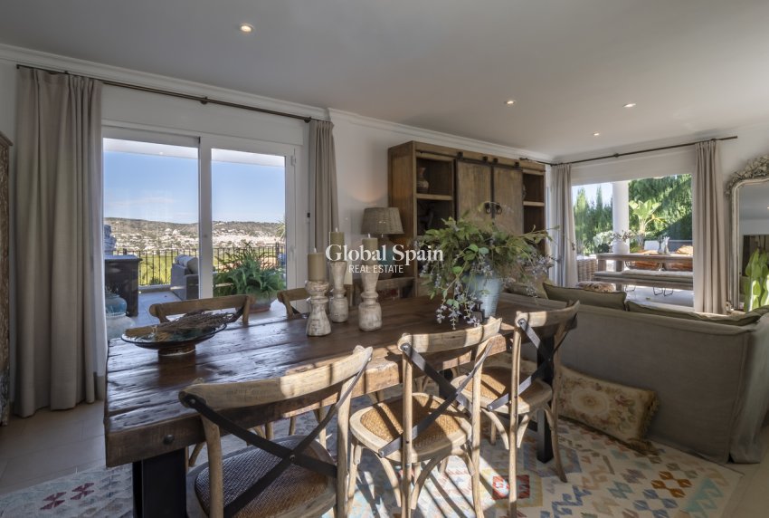 Wiederverkauf - VILLA -
JÁVEA - Costa Blanca