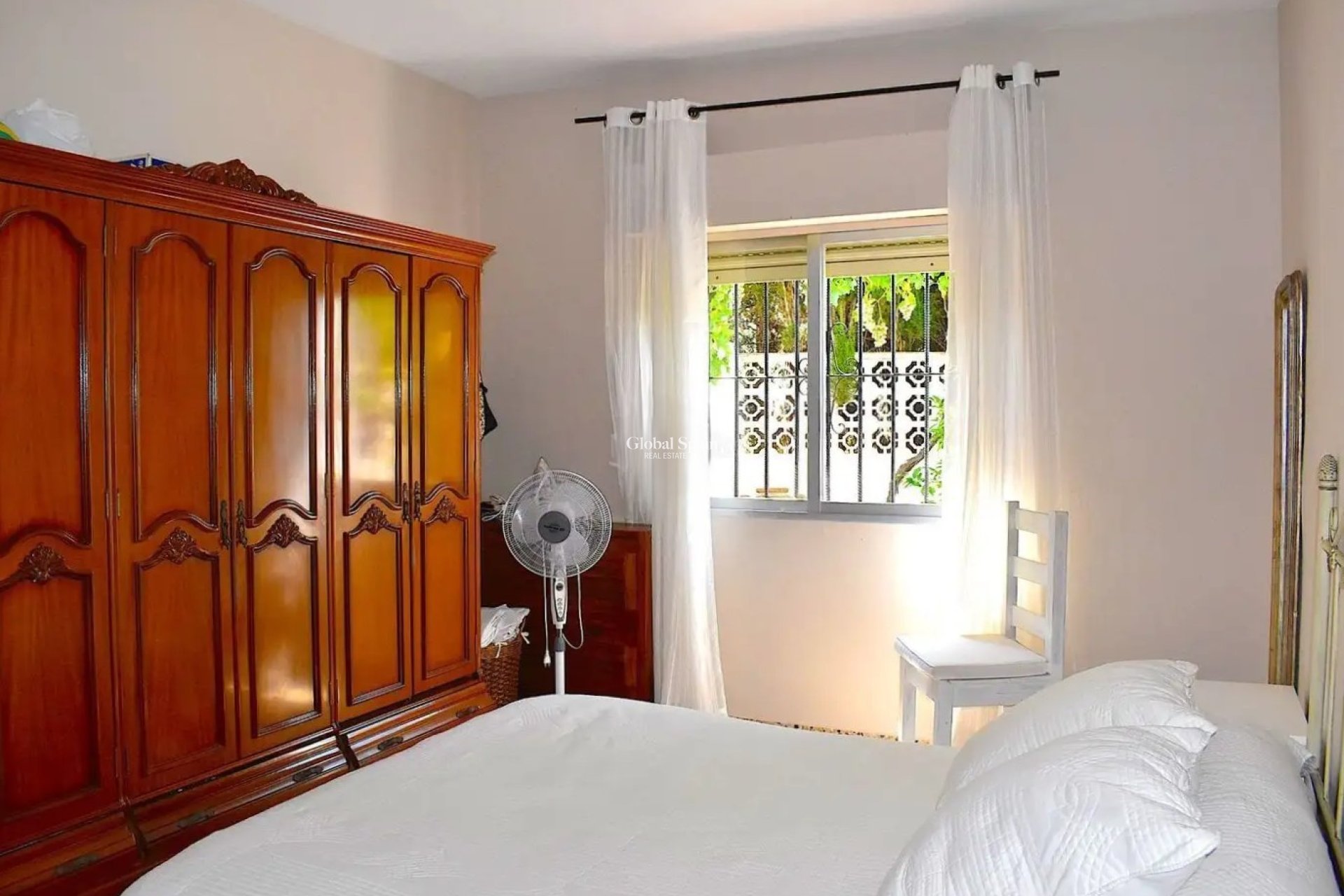 Wiederverkauf - VILLA -
L'ALBIR - center