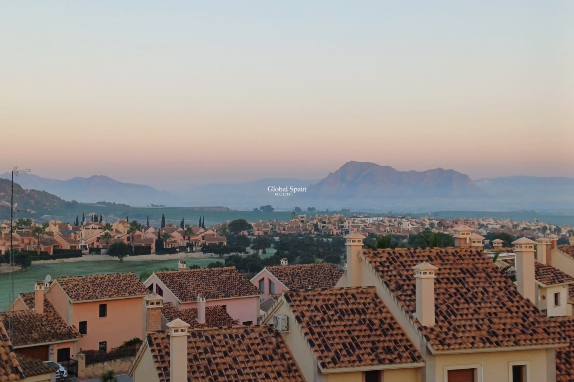 Wiederverkauf - VILLA -
LA FINCA GOLF - Algorfa