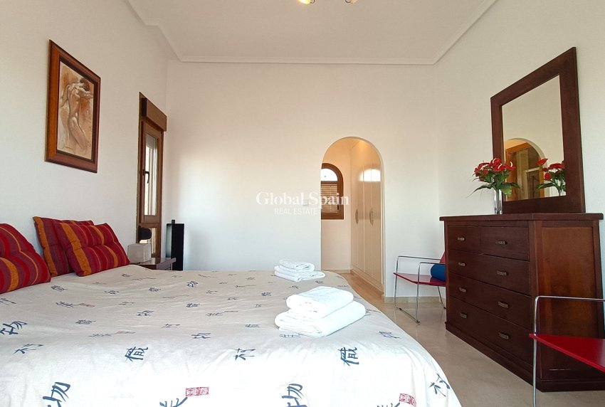 Wiederverkauf - Villa -
La Finca Golf and Spa Resort - Algorfa