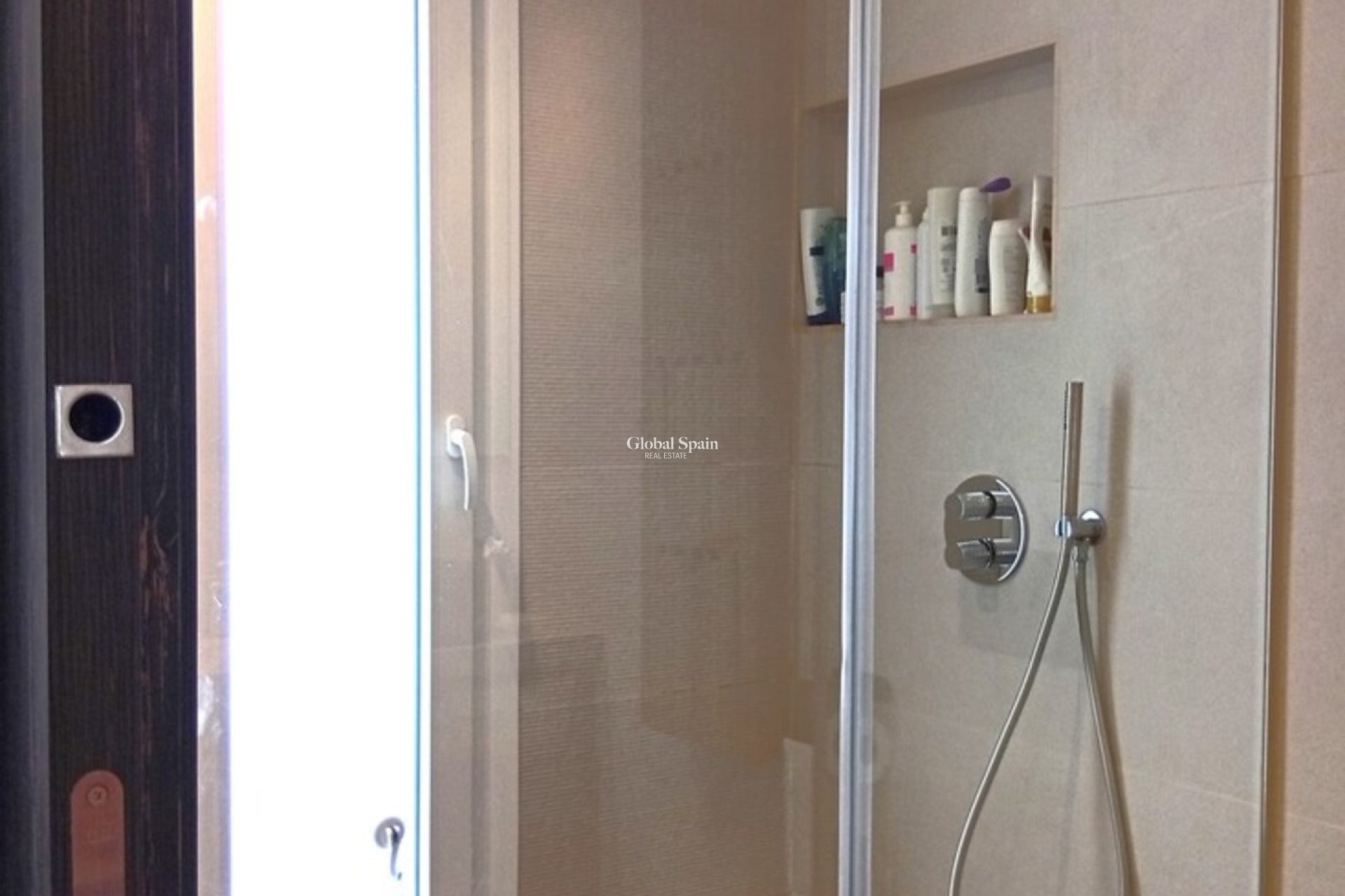 Wiederverkauf - VILLA -
LA FINCA GOLF - Inland