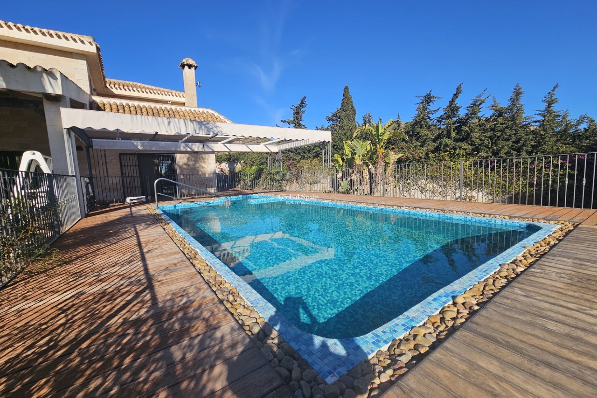 Wiederverkauf - VILLA -
LA MANGA DEL MAR MENOR - Costa Calida