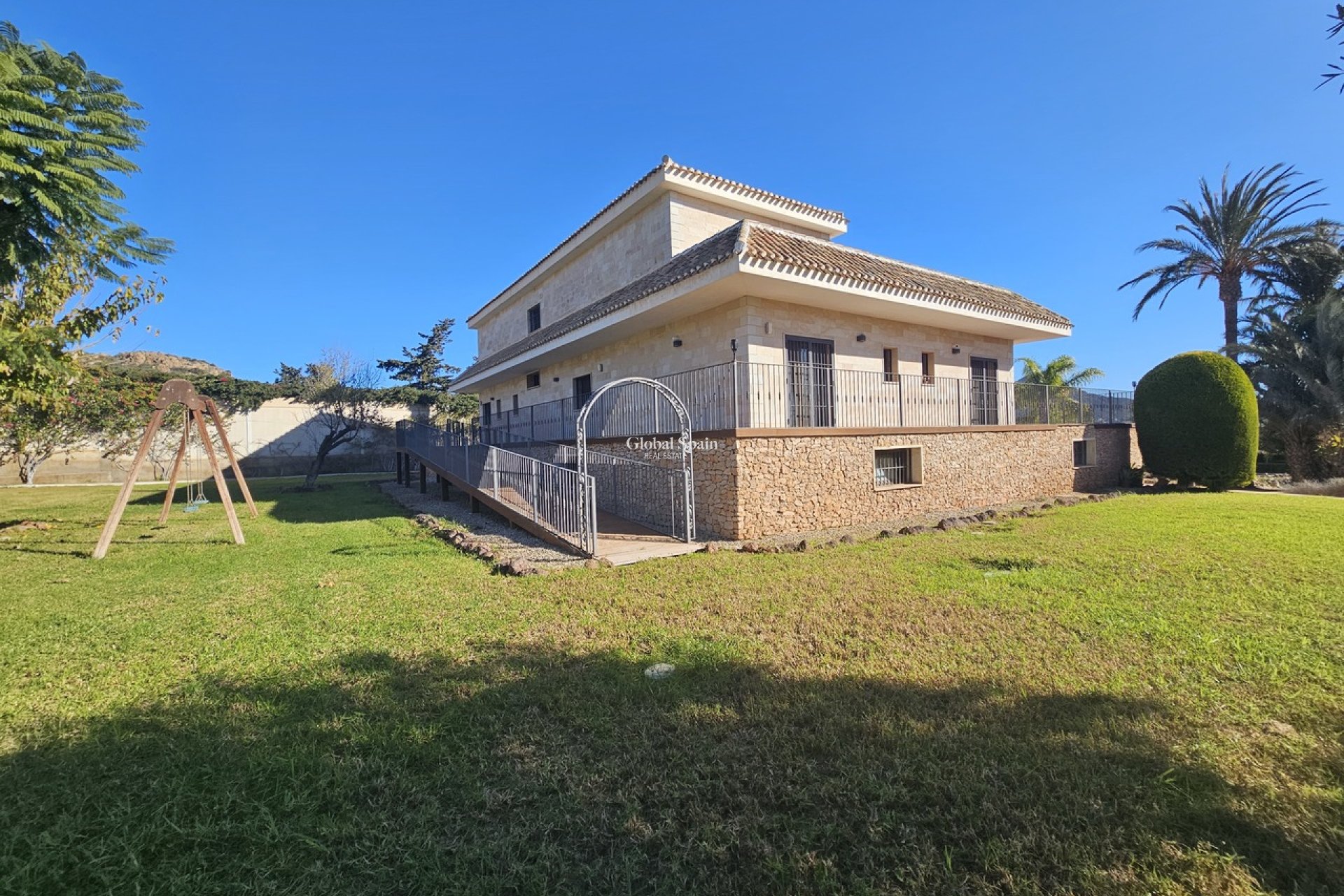 Wiederverkauf - VILLA -
LA MANGA DEL MAR MENOR - Costa Calida