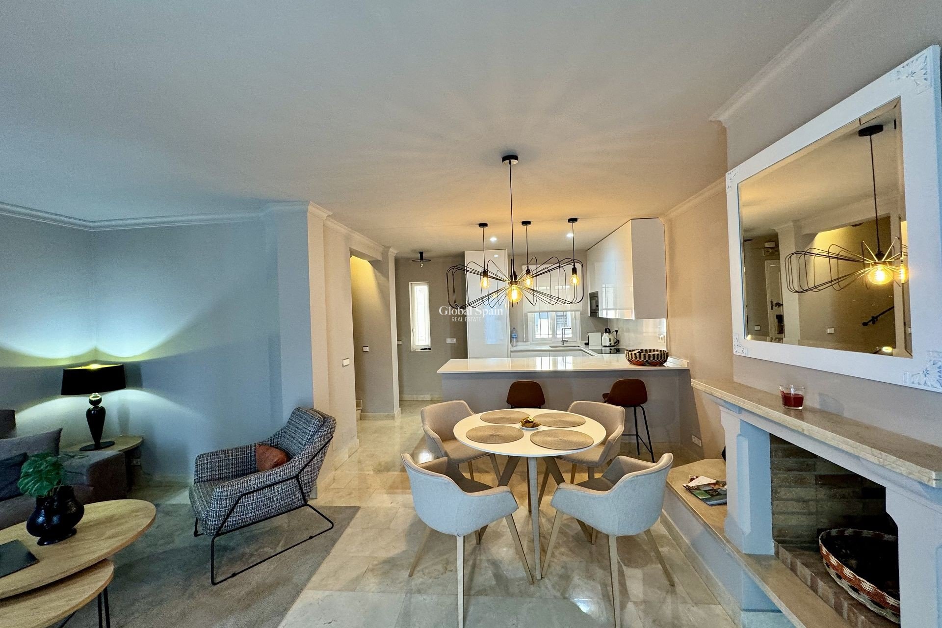 Wiederverkauf - VILLA -
LA MANGA DEL MAR MENOR - Costa Calida