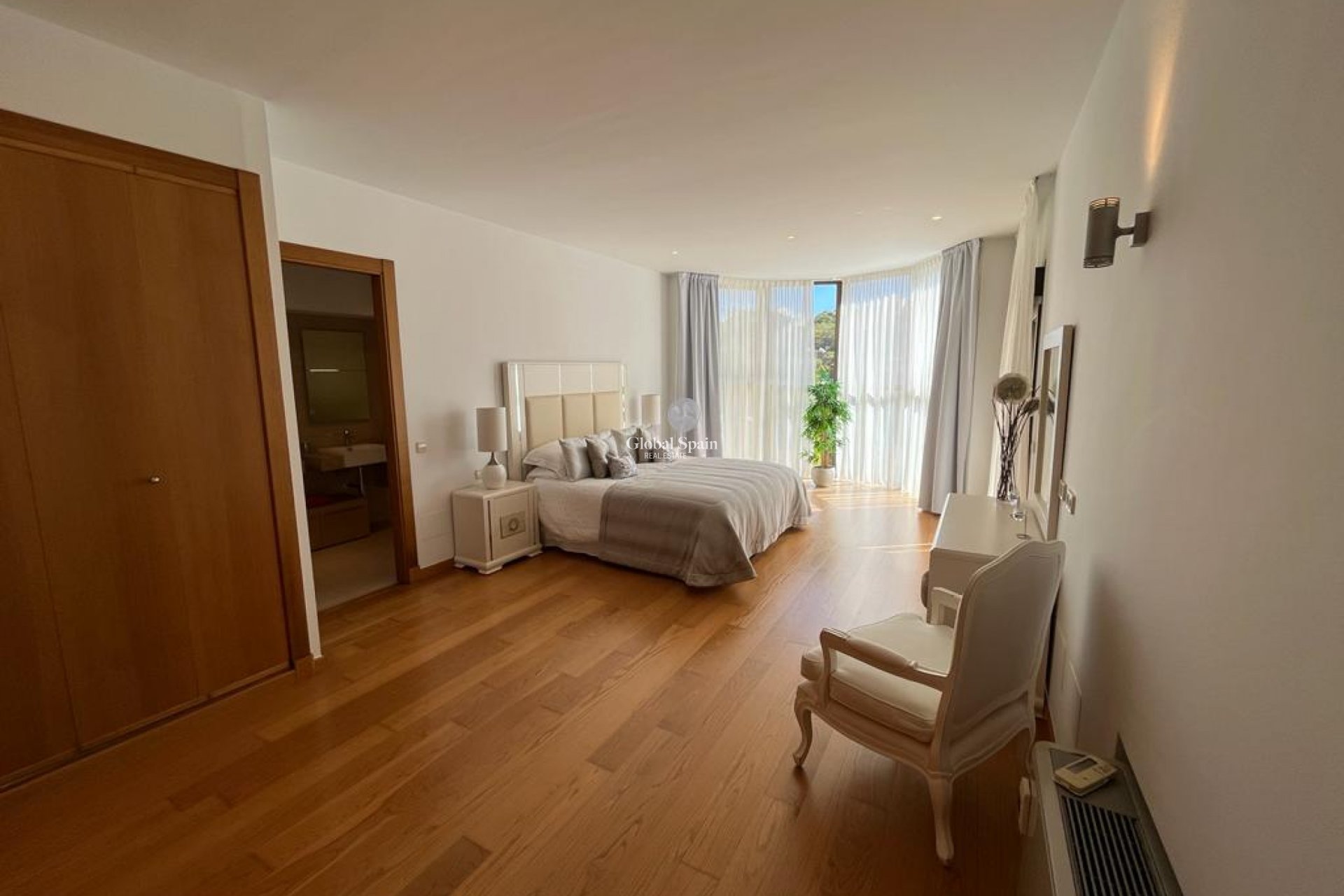 Wiederverkauf - VILLA -
LA MANGA DEL MAR MENOR - Costa Calida