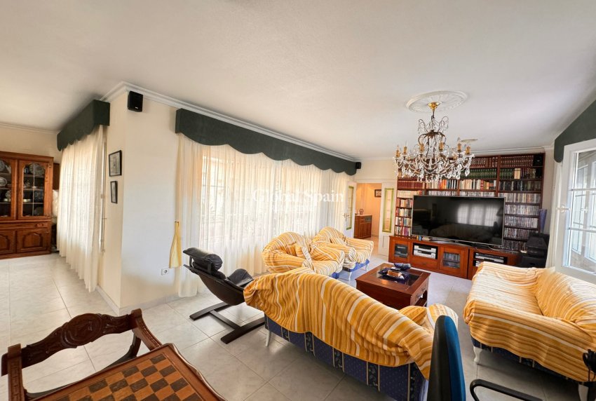 Wiederverkauf - VILLA -
LA MANGA DEL MAR MENOR - Costa Calida