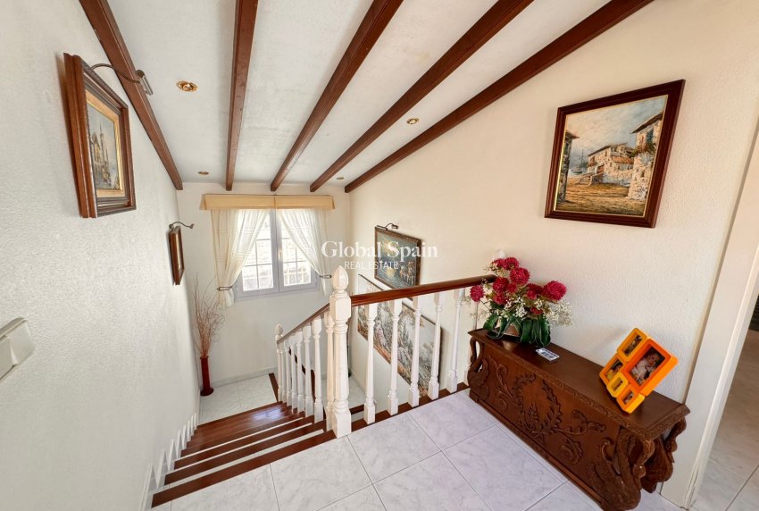 Wiederverkauf - VILLA -
LA MANGA DEL MAR MENOR - Costa Calida