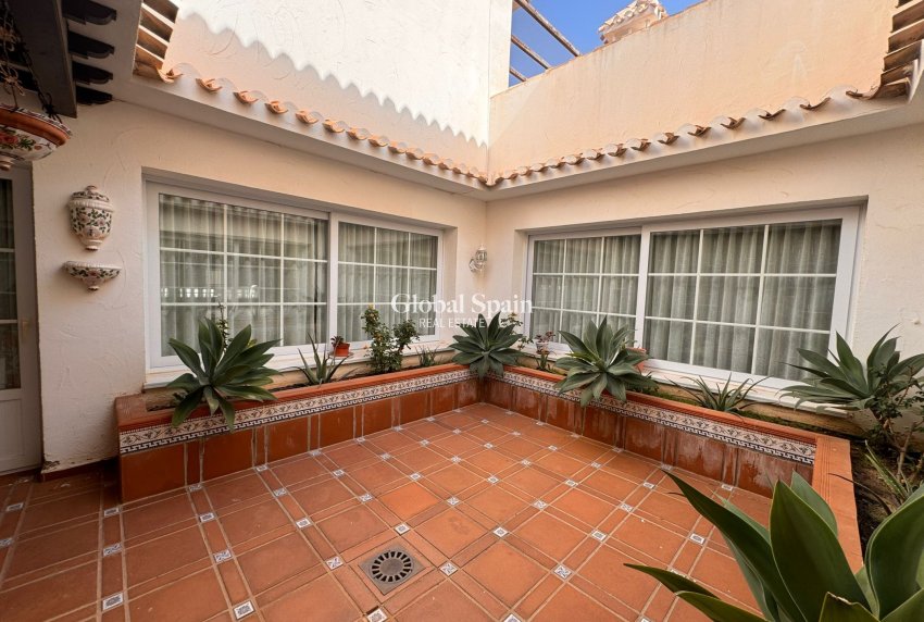 Wiederverkauf - VILLA -
LA MANGA DEL MAR MENOR - Costa Calida