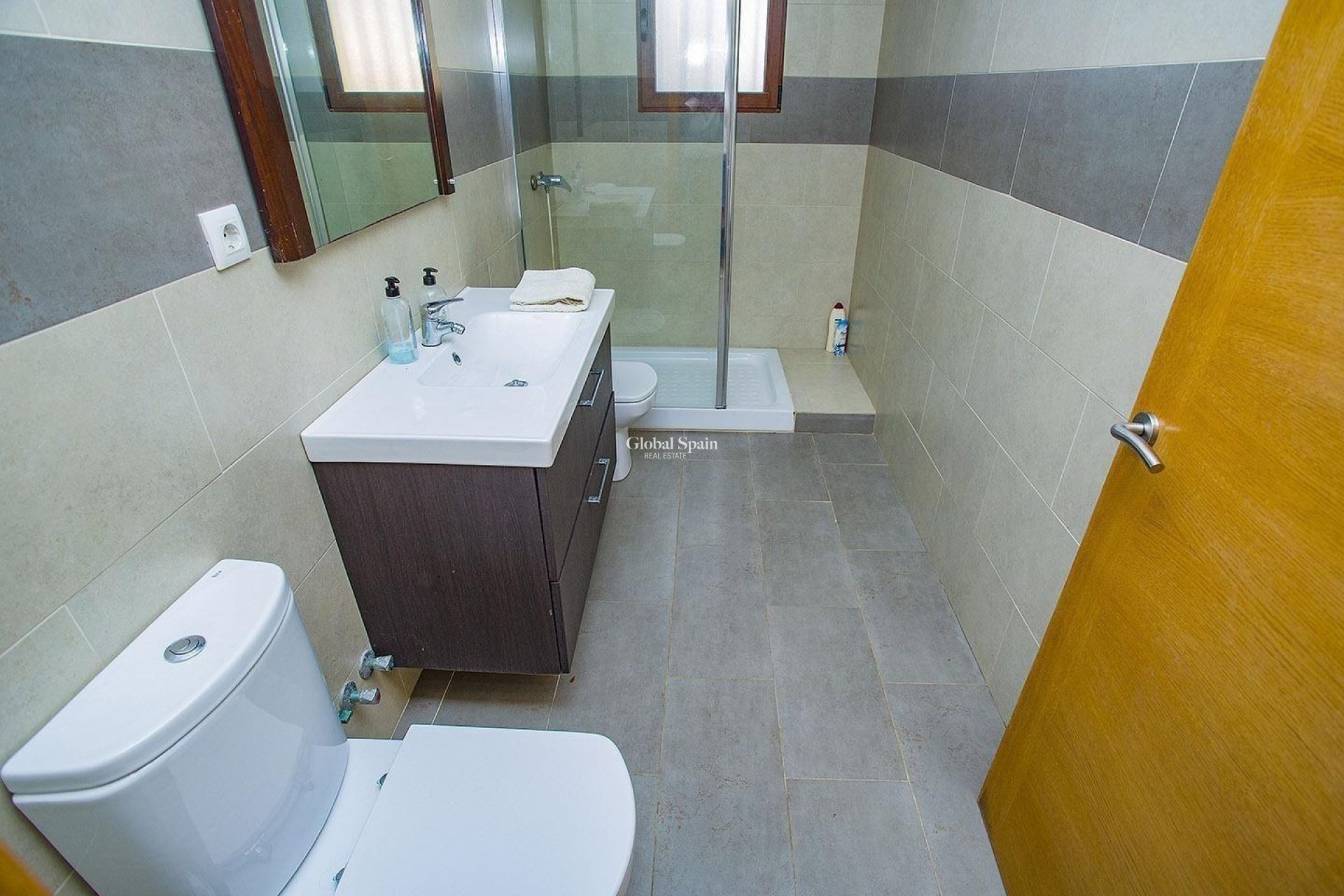 Wiederverkauf - VILLA -
LA MANGA DEL MAR MENOR - Playa De Las Gaviotas-el Pedrucho
