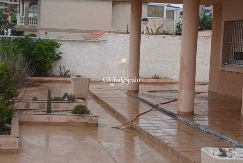 Wiederverkauf - VILLA -
LA MANGA DEL MAR MENOR - Playa Del Galán