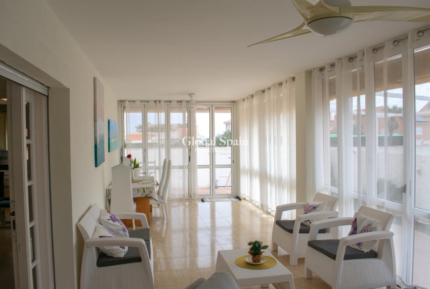 Wiederverkauf - VILLA -
LA MANGA DEL MAR MENOR