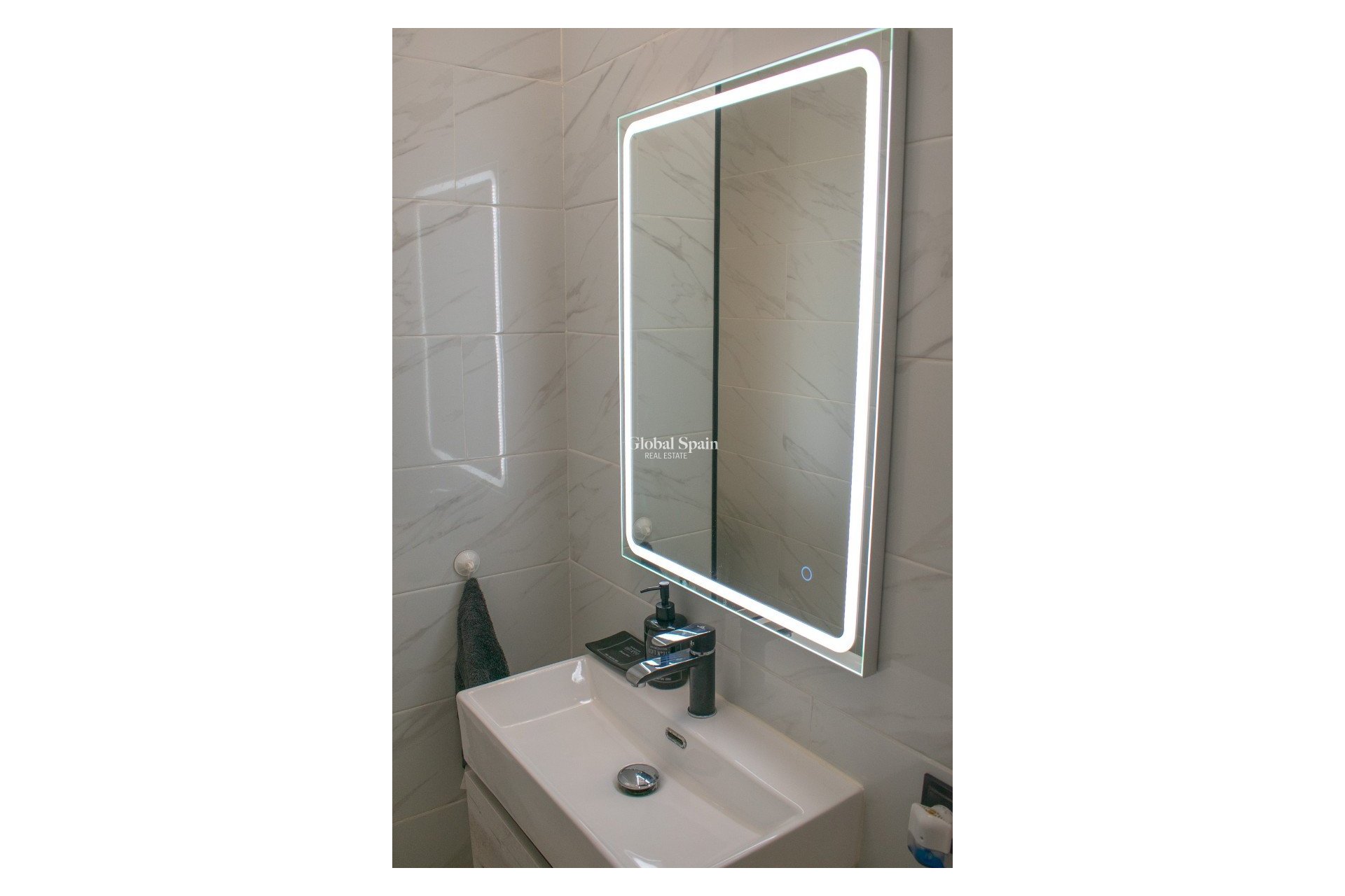 Wiederverkauf - VILLA -
LA MANGA DEL MAR MENOR