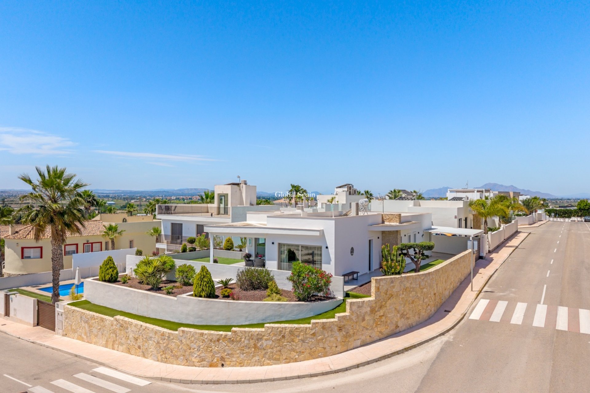 Wiederverkauf - VILLA -
LA MARINA