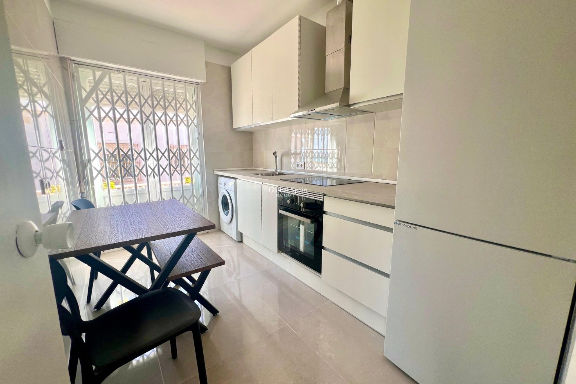 Wiederverkauf - VILLA -
LA MATA - Costa Blanca