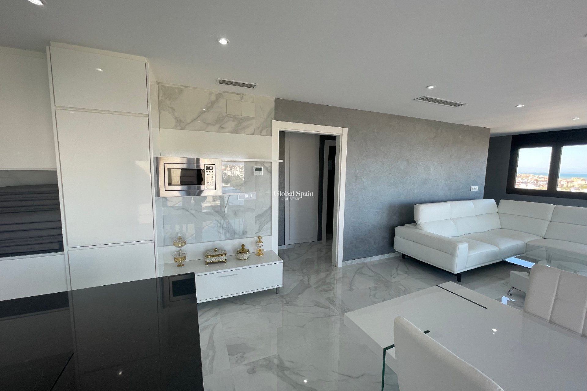 Wiederverkauf - VILLA -
LA MATA - Costa Blanca