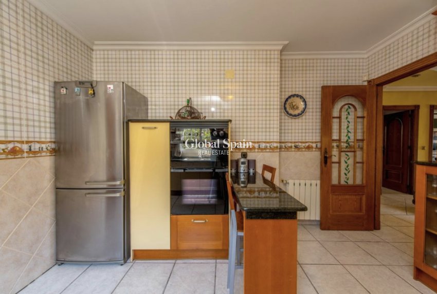 Wiederverkauf - VILLA -
LA MATA - Costa Blanca