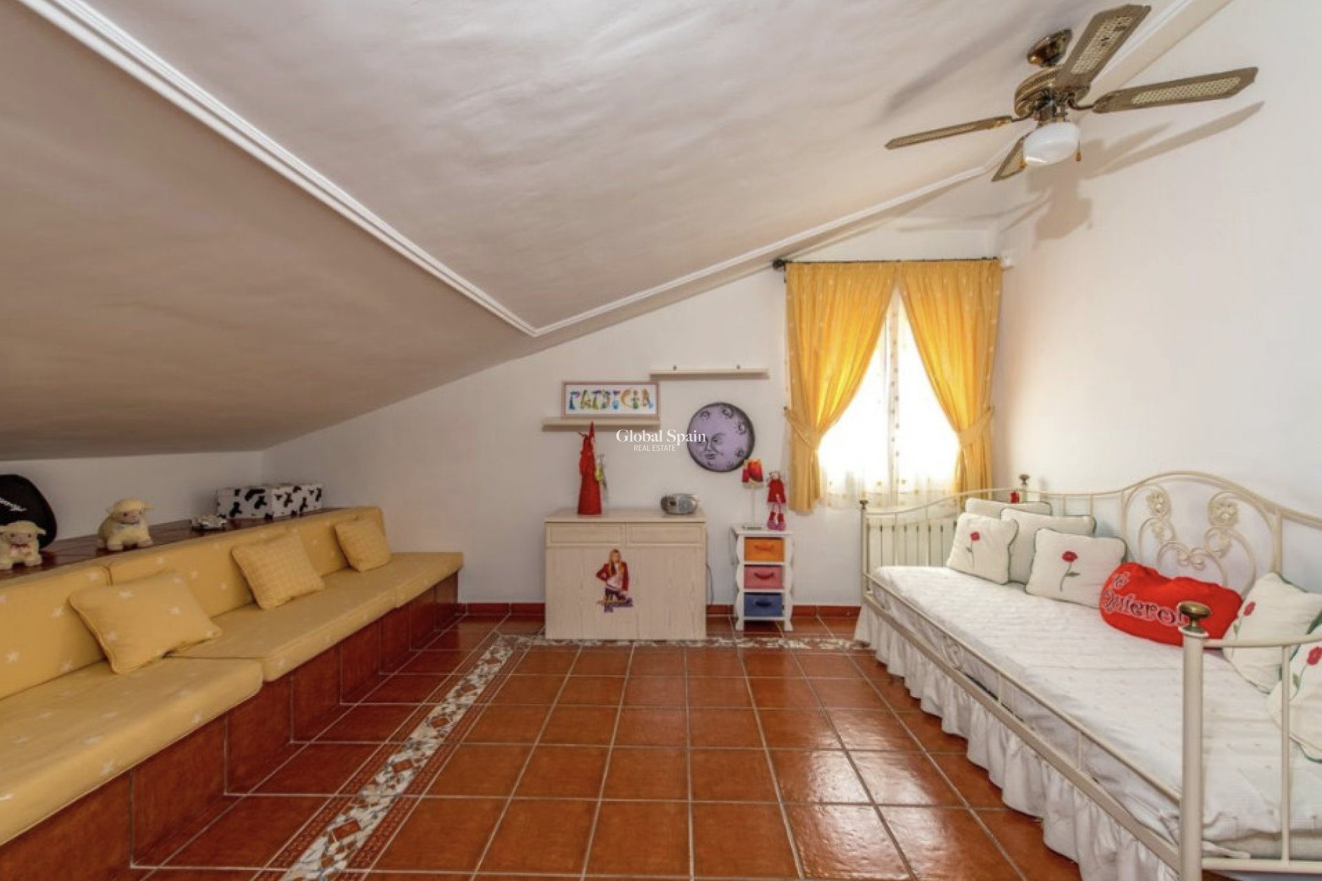 Wiederverkauf - VILLA -
LA MATA - Costa Blanca